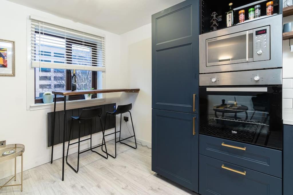 Stylish City Pad With Free Private Parking Glasgow Extérieur photo